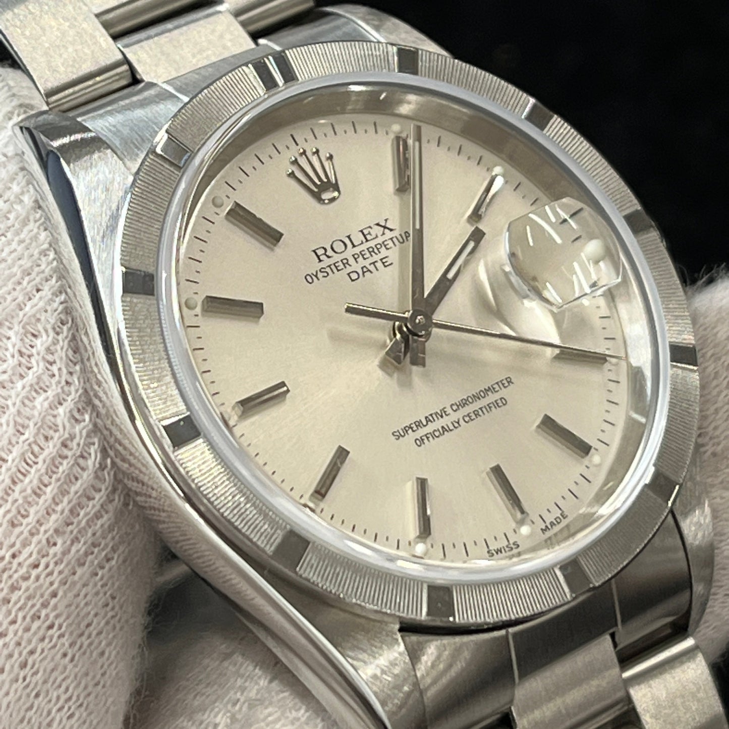15210 Oyster Perpetual Date A serial 2R-X01-01430