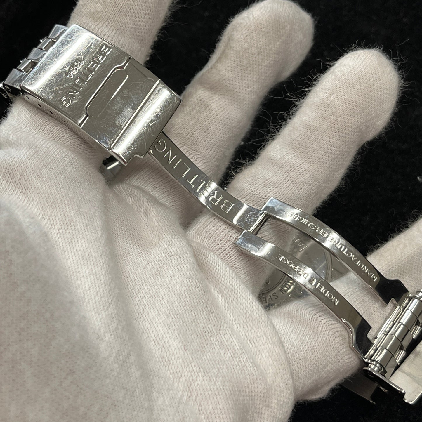 A44359 Chronomat Blackbird 2BRT01-00184
