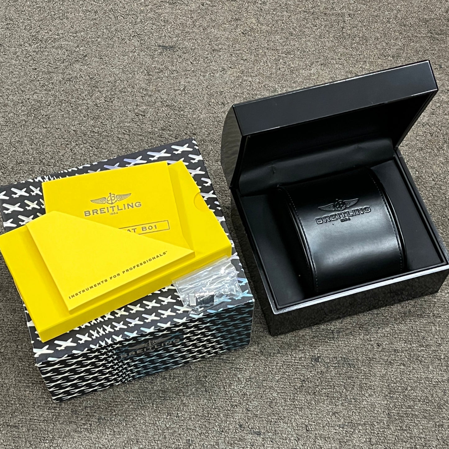 AB0110 Chronomat 44 2BRT01-00183