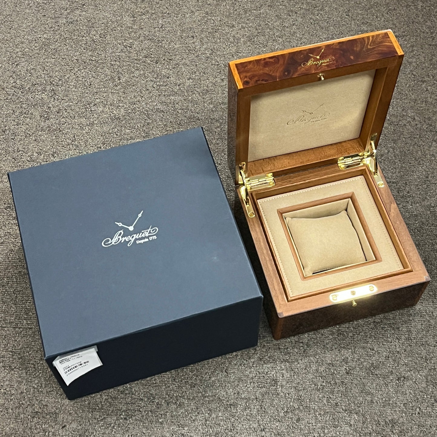 7037BA/11/9V6 Tradition YG 2BRG01-00079