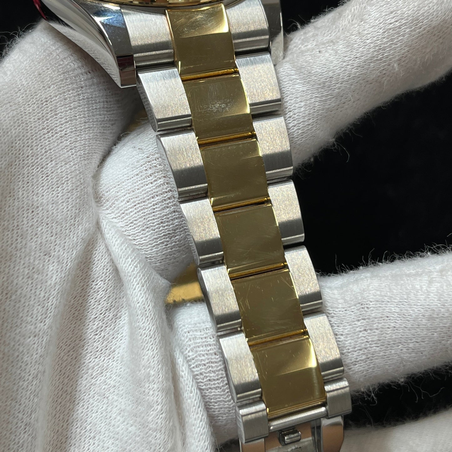 326933 Sky dweller Random serial 2R-X01-01419