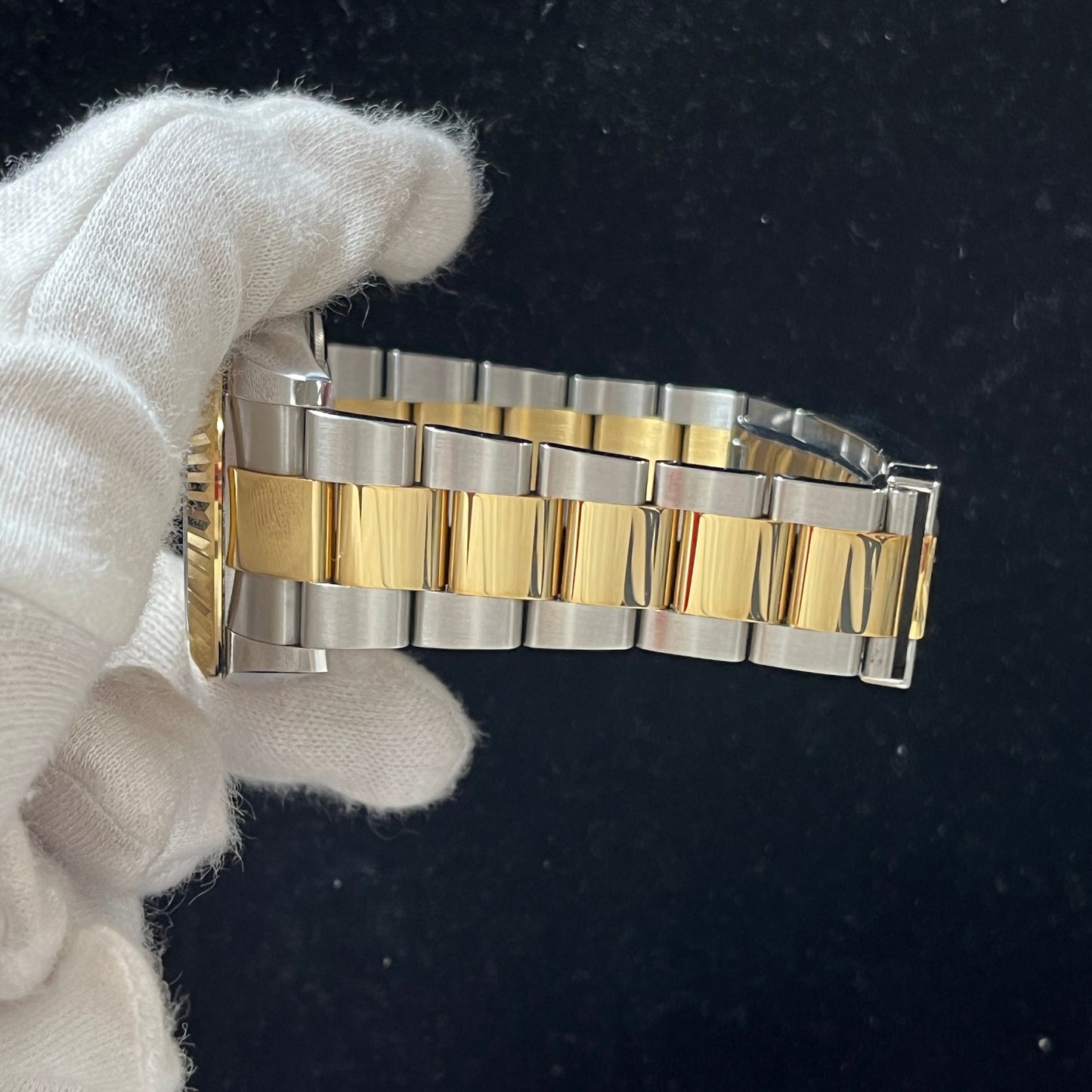 326933 Sky dweller Random serial 2R-X01-01419