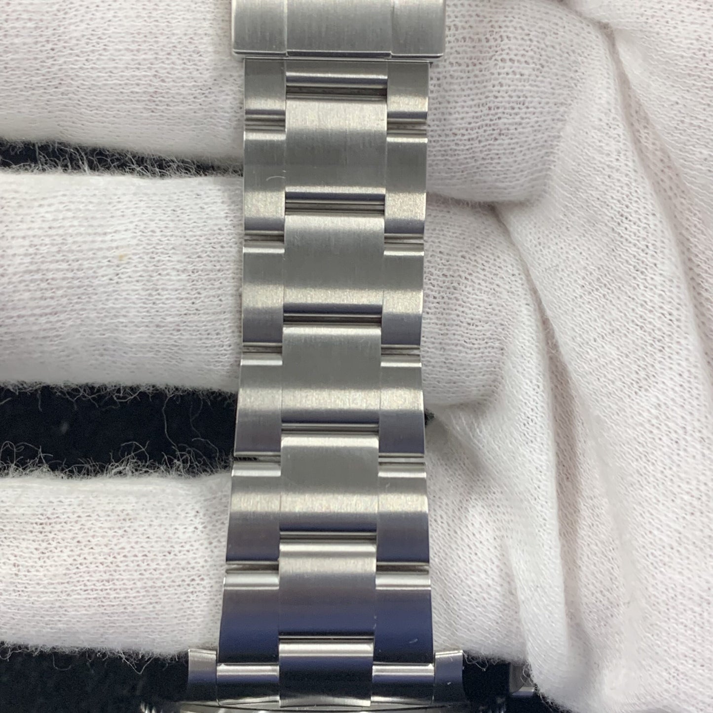 124060 Oyster Perpetual Submariner Random Serial 2R-X01-01071