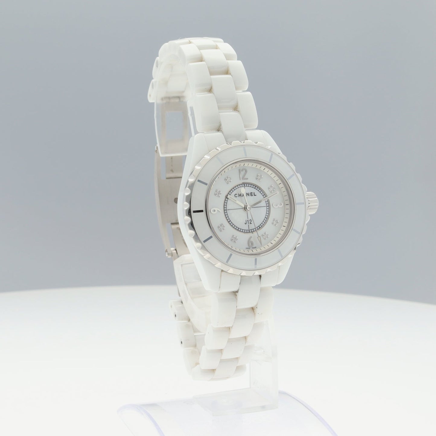 H2422 J12 White 8P Diamond 2CHA01-00092