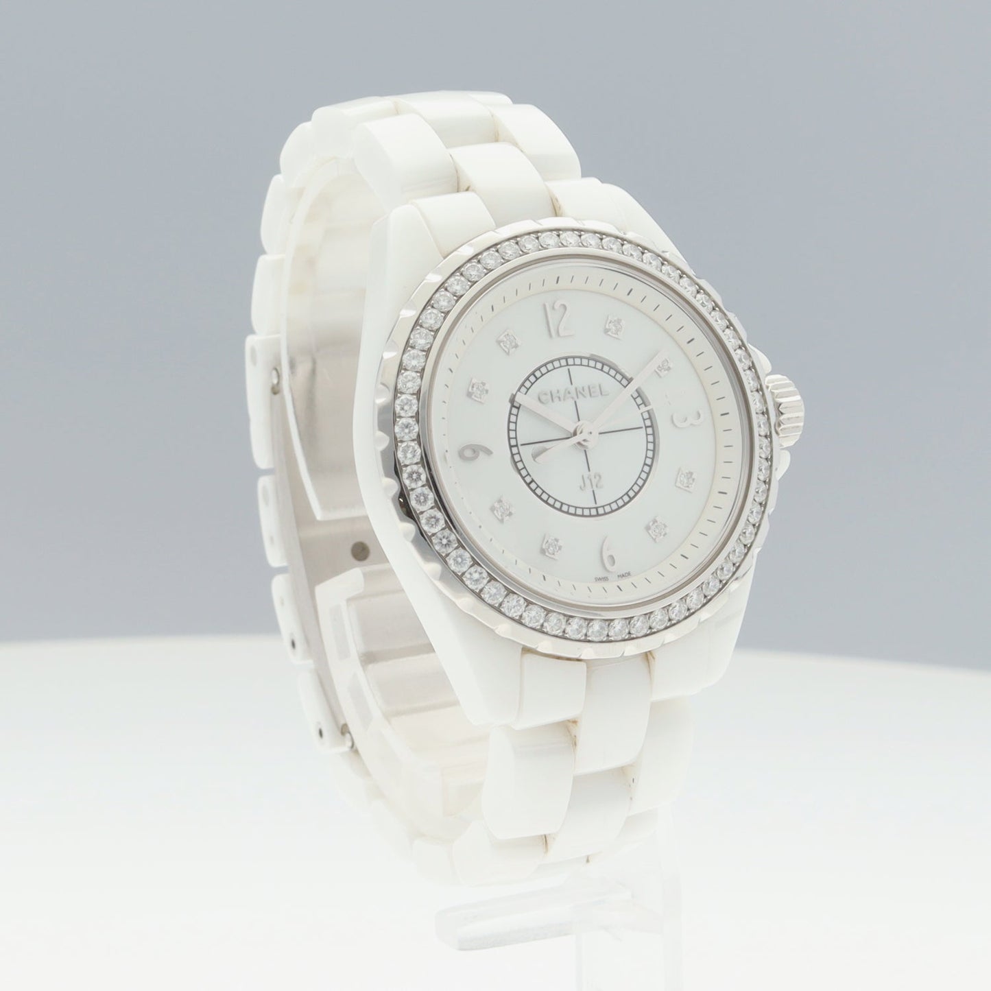 H3110 J12 White 2CHA01-00093