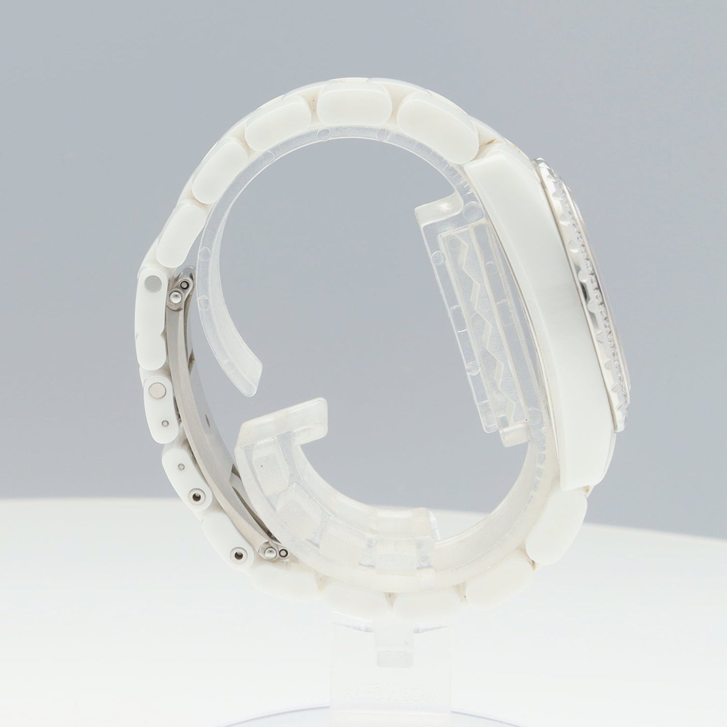 H3110 J12 White 2CHA01-00093