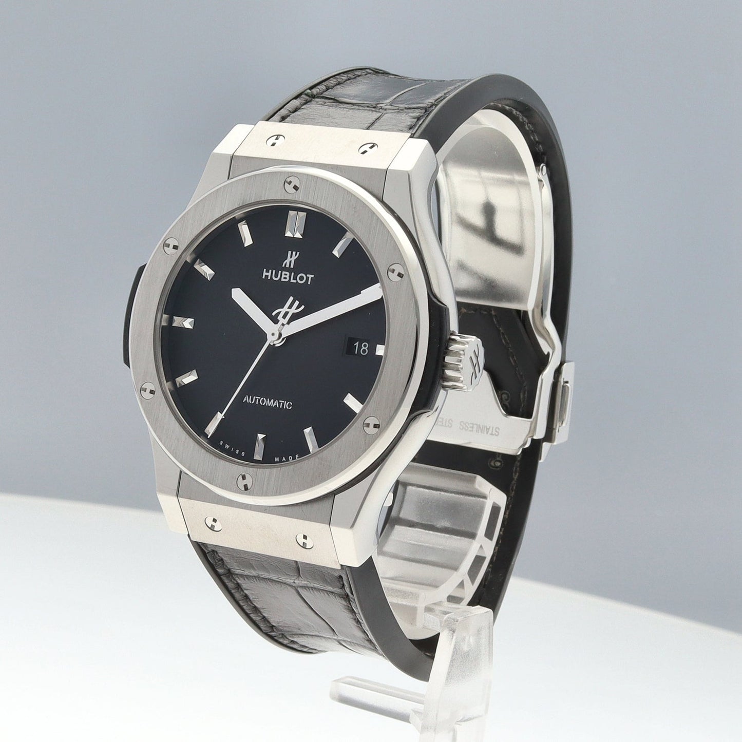 542.NX.1171.LR Classic Fusion 2HUB01-00081