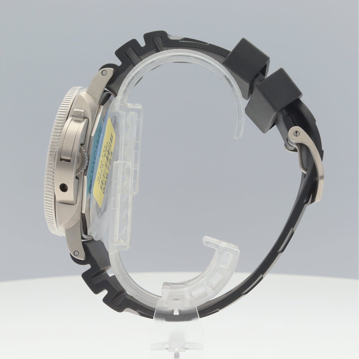PAM00984 Submersible Mike Horn Edition 2PAN33-00066