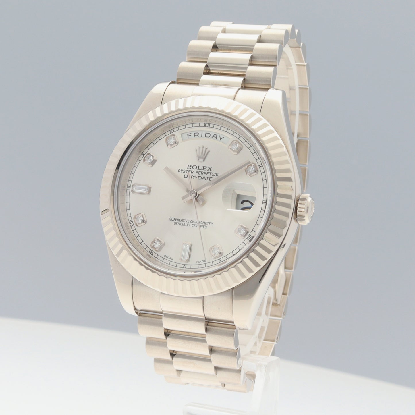 218239A Day Date ll Random Serial Number 2R-X01-01105