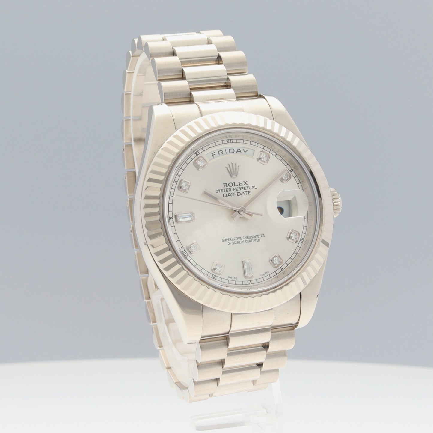 218239A Day Date ll Random Serial Number 2R-X01-01105