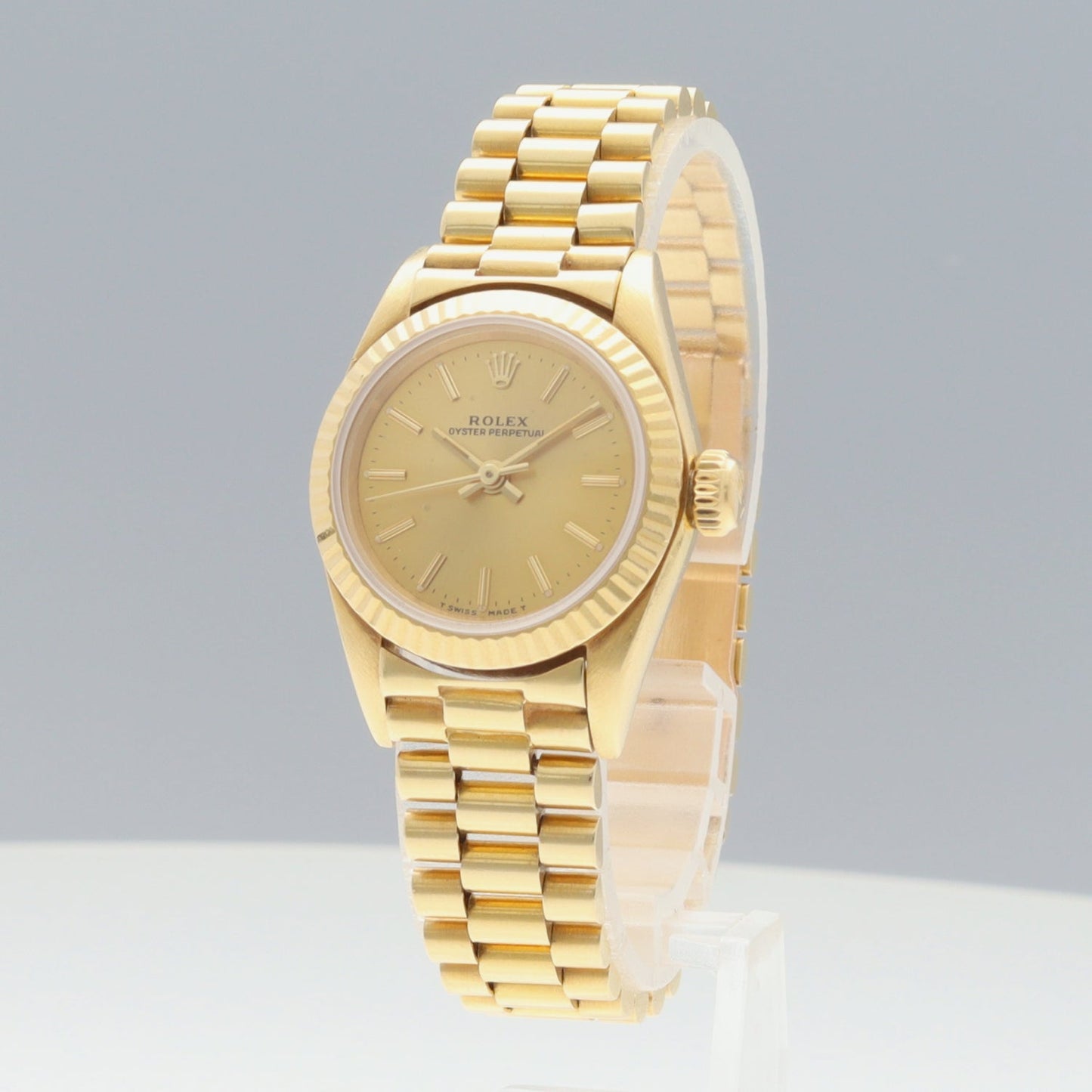 67198 Oyster Perpetual YG R serial Cal.2130 2R-X01-01247