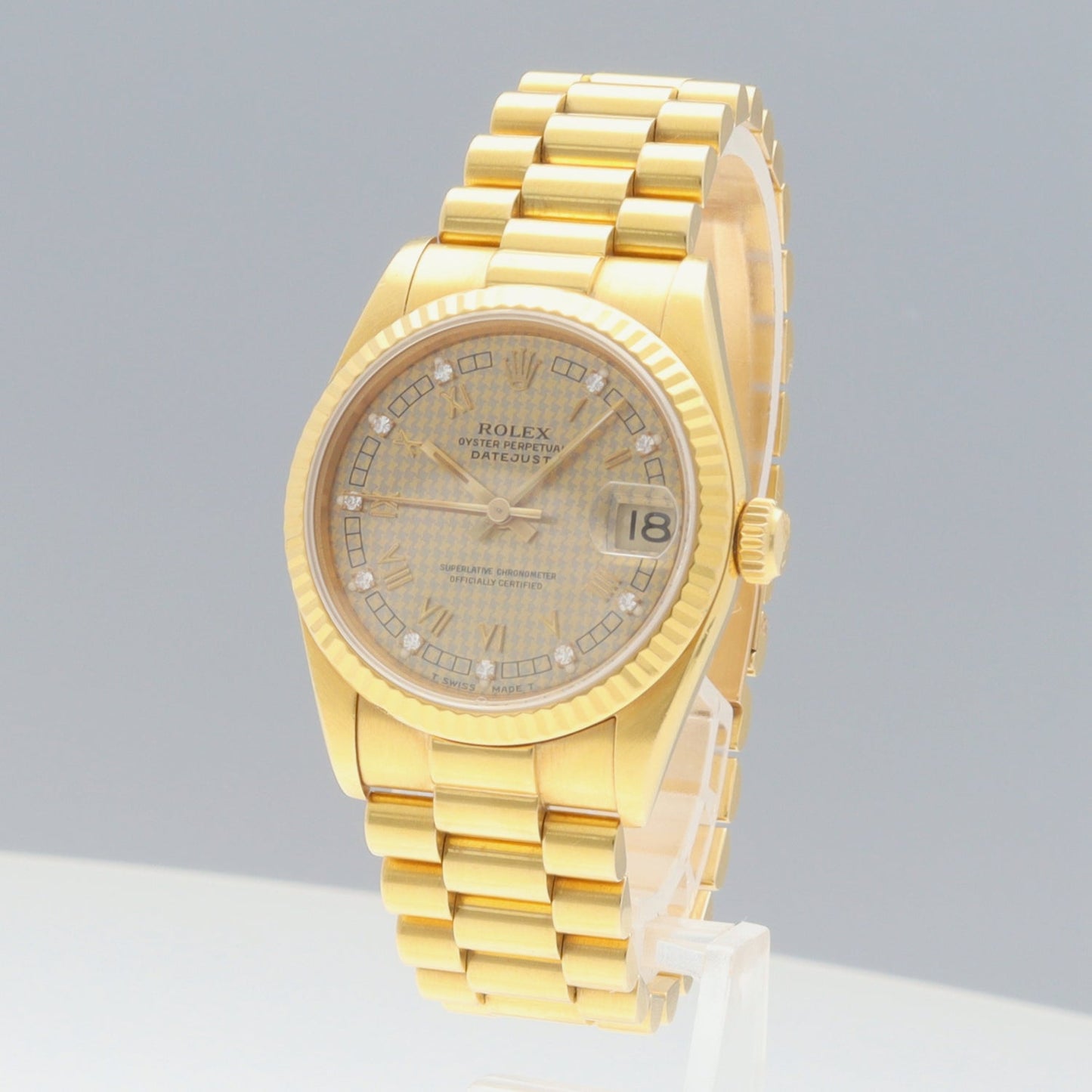 68278G Oyster Perpetual Datejust Hounds Tooth dial R serial 2R-X01-01249