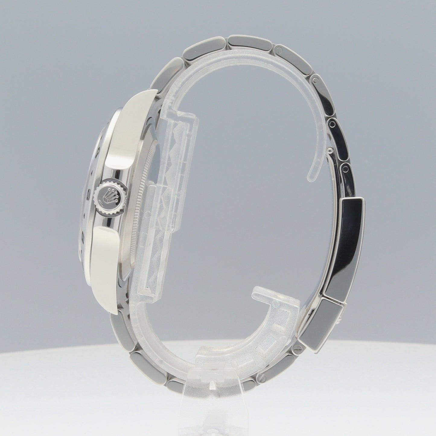 216570 Explorer2 2R-X33-00020
