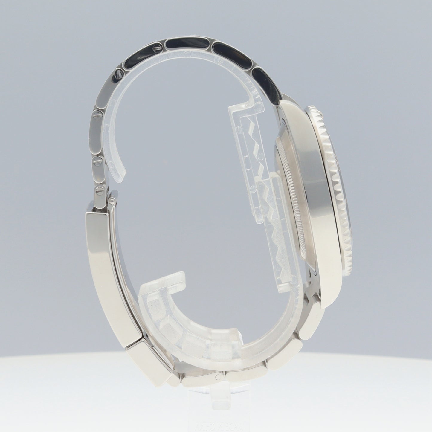 114060 Submariner Random Serial 2R-X33-00132