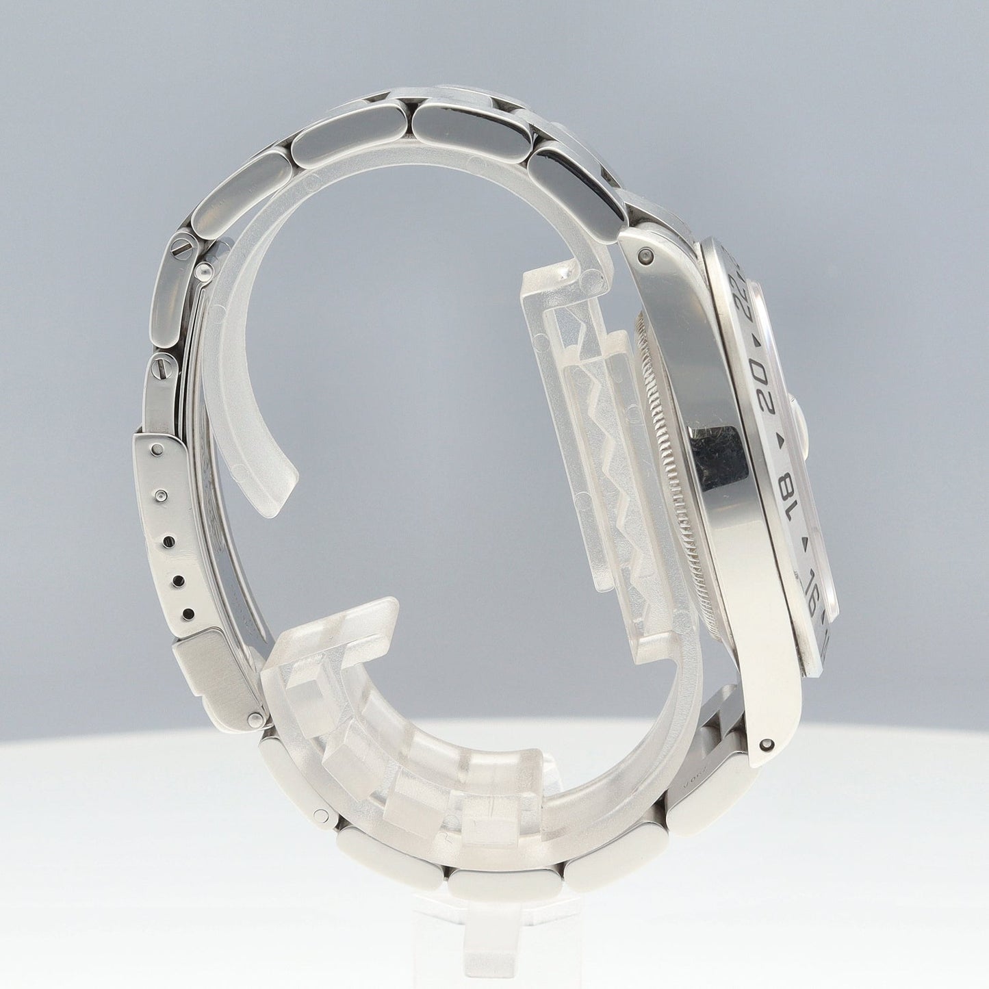 16570 Explorer II K serial 2R-X33-00166