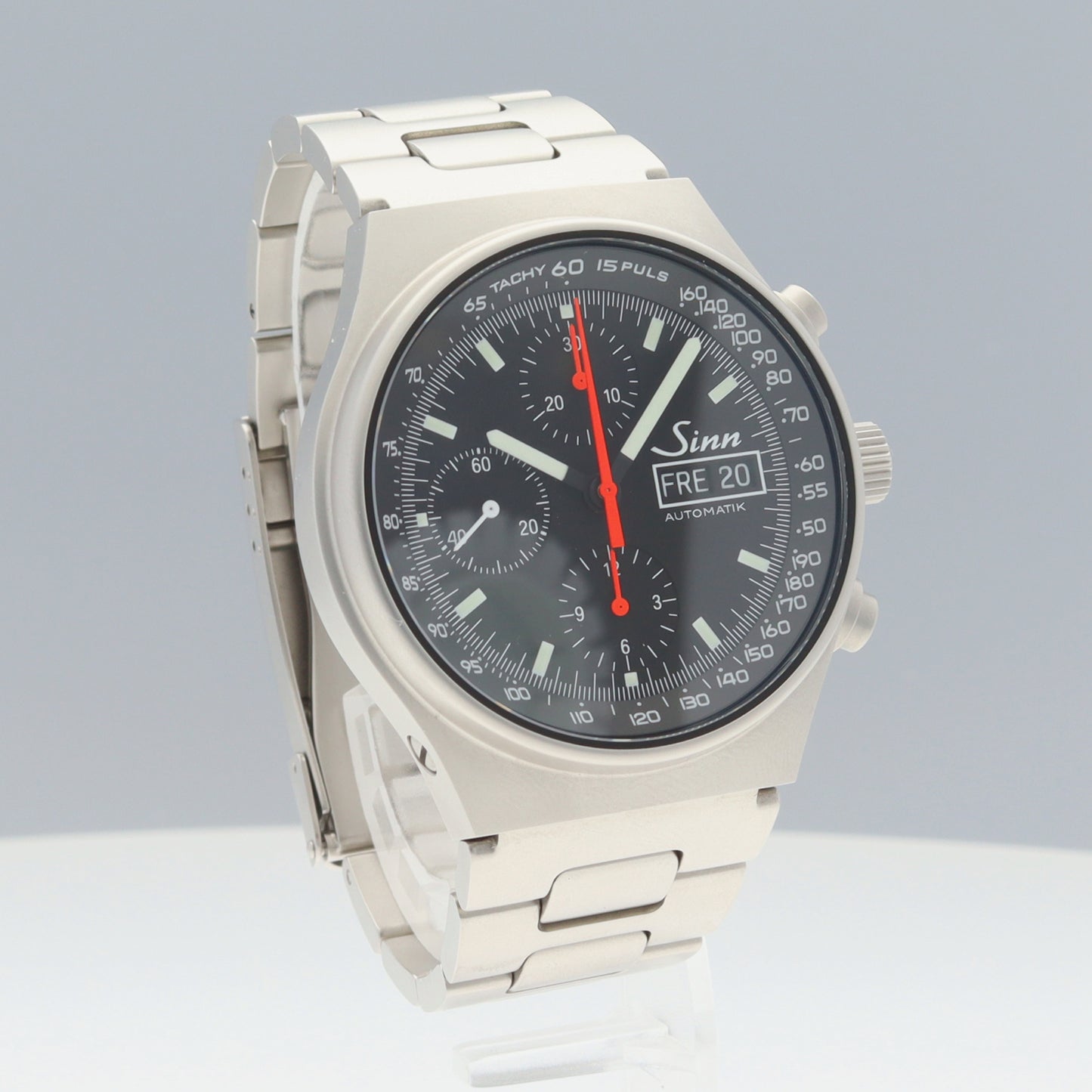 144.ST.SA Sports Chronograph 2SIN01-00016