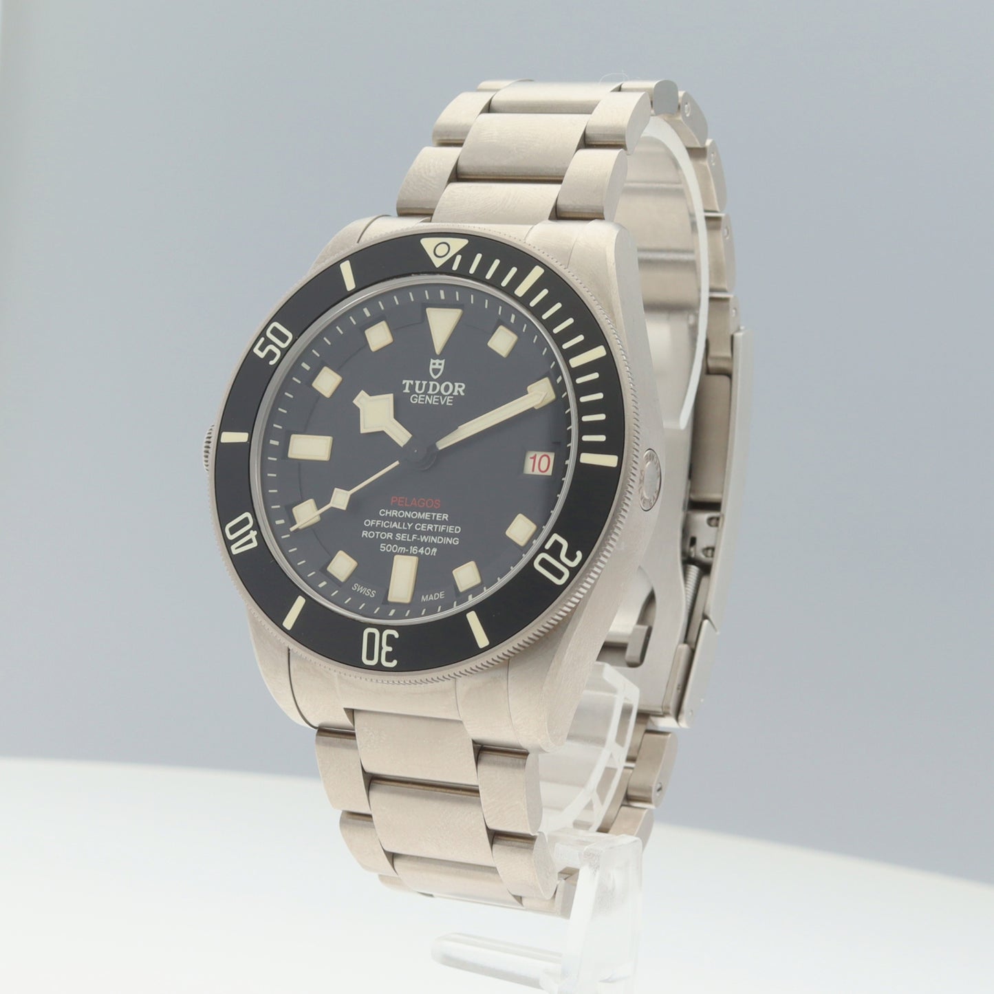 25610TNL 25600TB Pelagos 2TUD01-00057