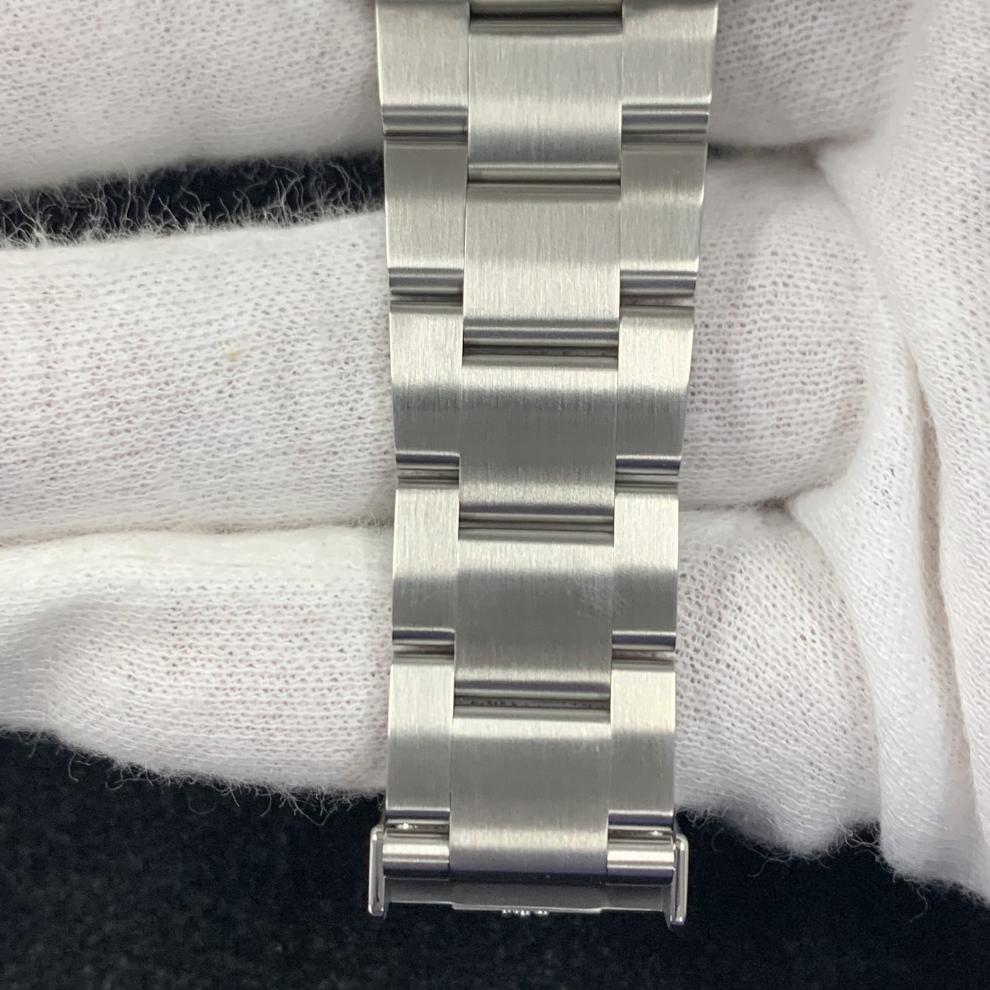 124060 Oyster Perpetual Submariner Random Serial 2R-X01-01071