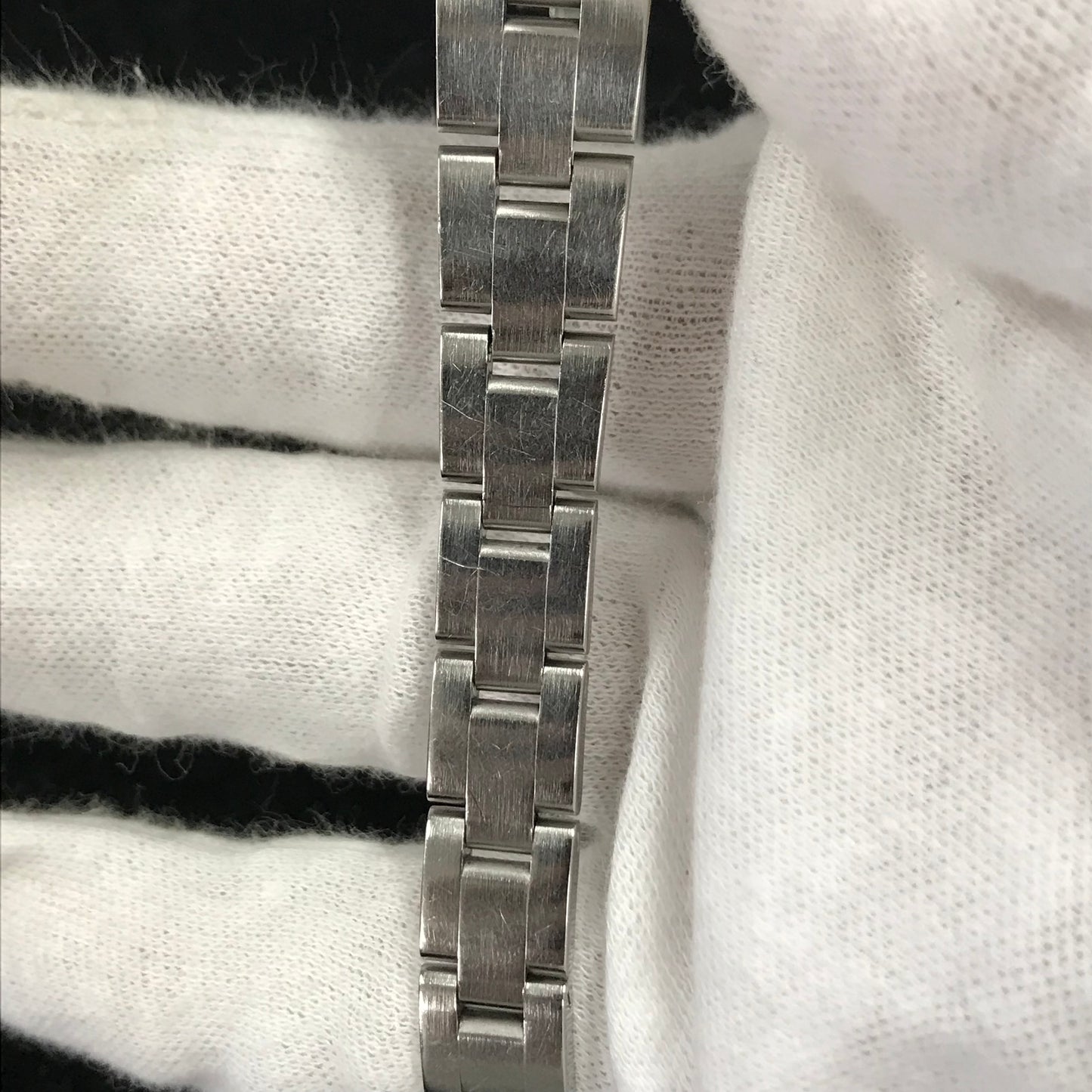 69160 Oyster Perpetual Date A Serial 2R-X01-00878
