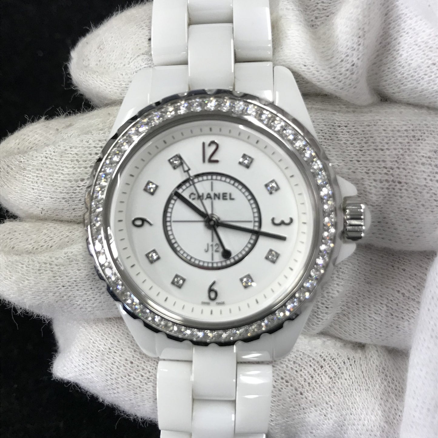 H3110 J12 White 2CHA01-00093