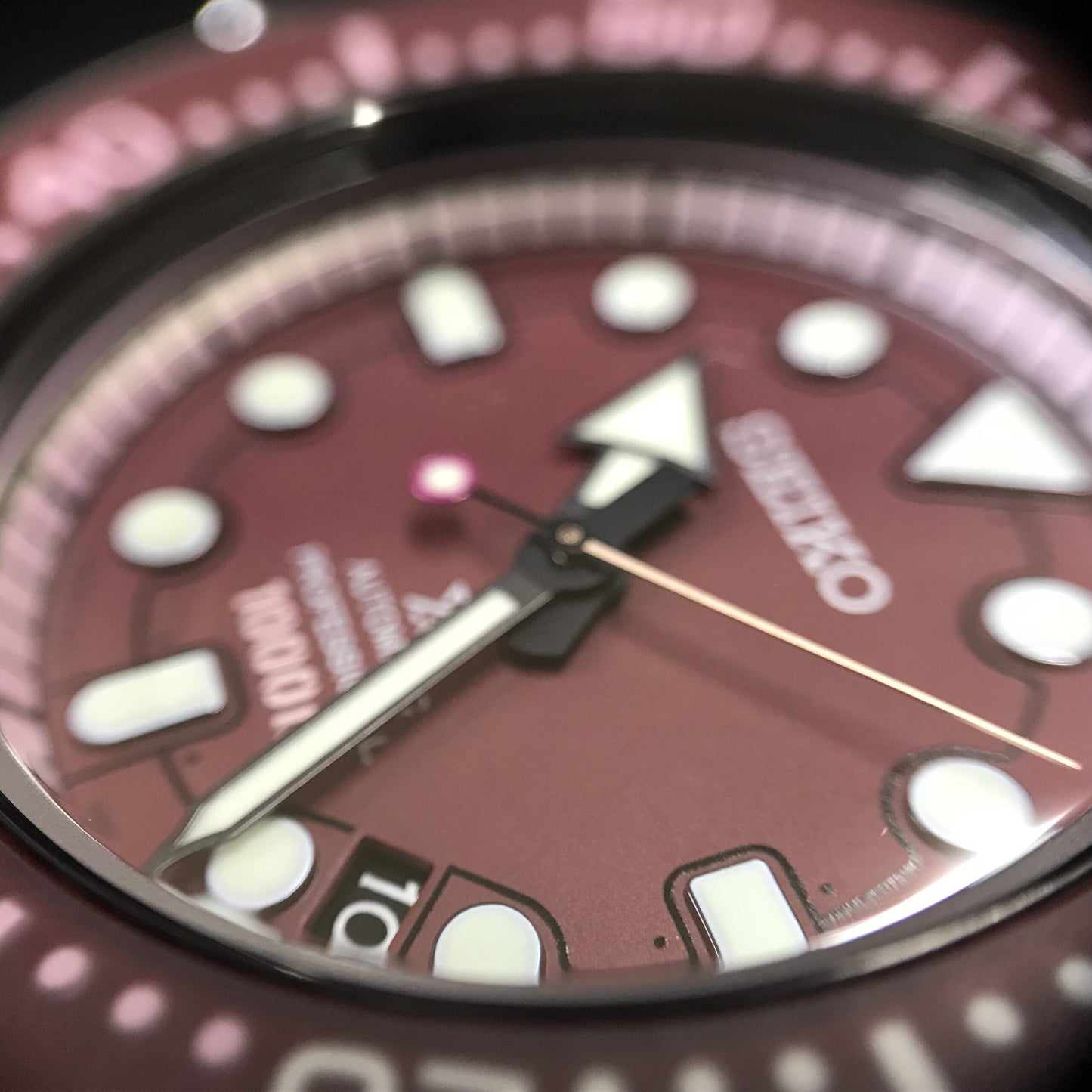 SBDX029 Seiko Marinemaster Gundam 40th Red Zaku II 2SEI01-00092