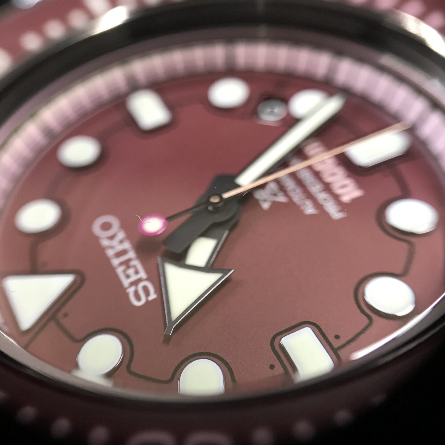 SBDX029 Seiko Marinemaster Gundam 40th Red Zaku II 2SEI01-00092