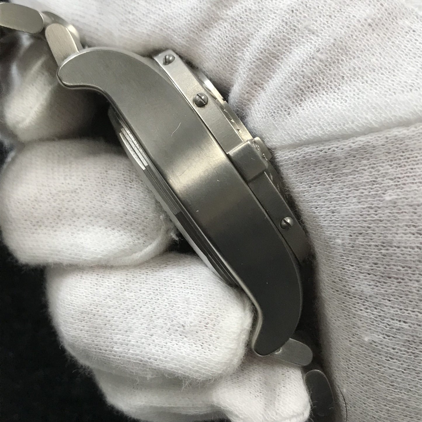 E13360 Chrono Avenger 2BRT01-00129