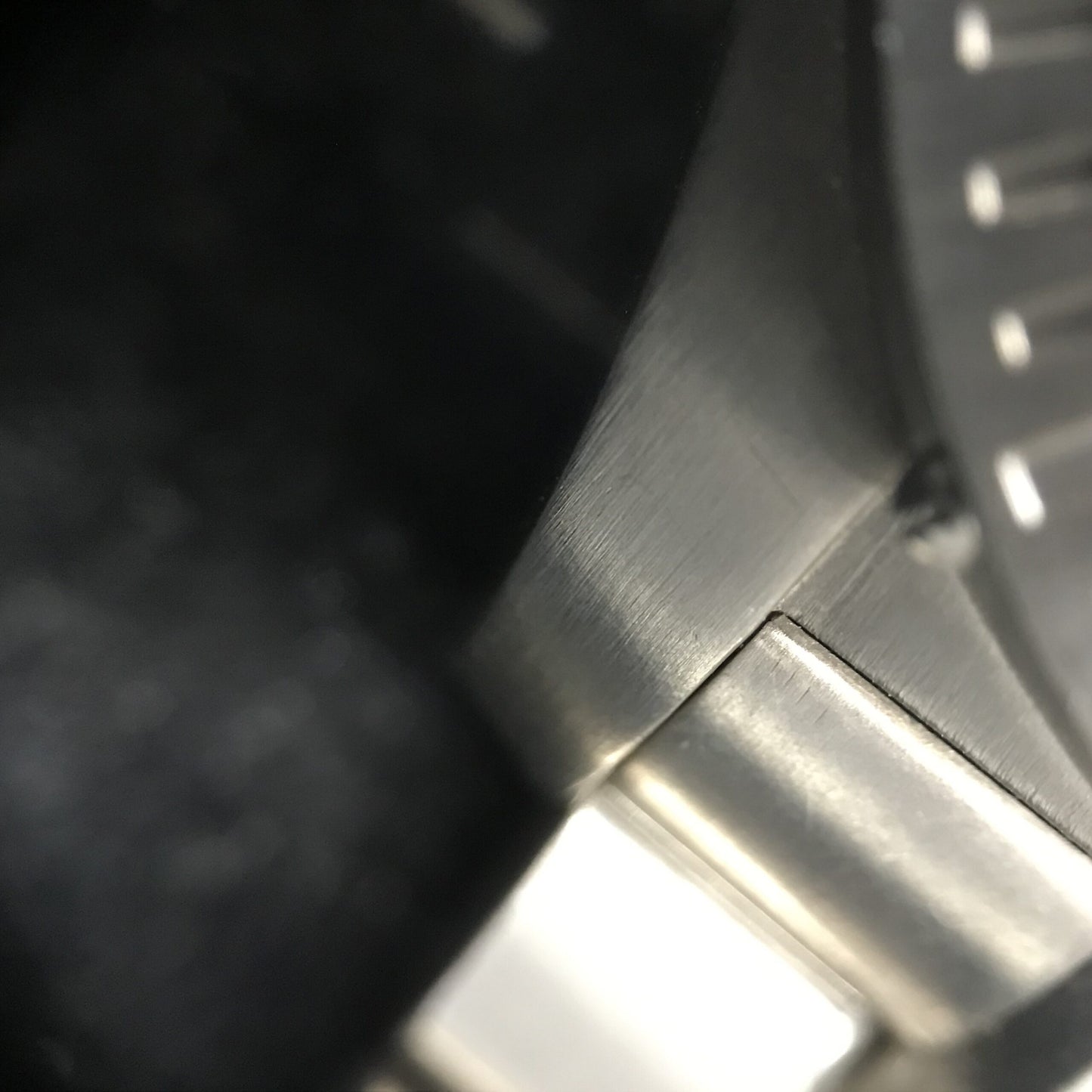 E13360 Chrono Avenger 2BRT01-00129