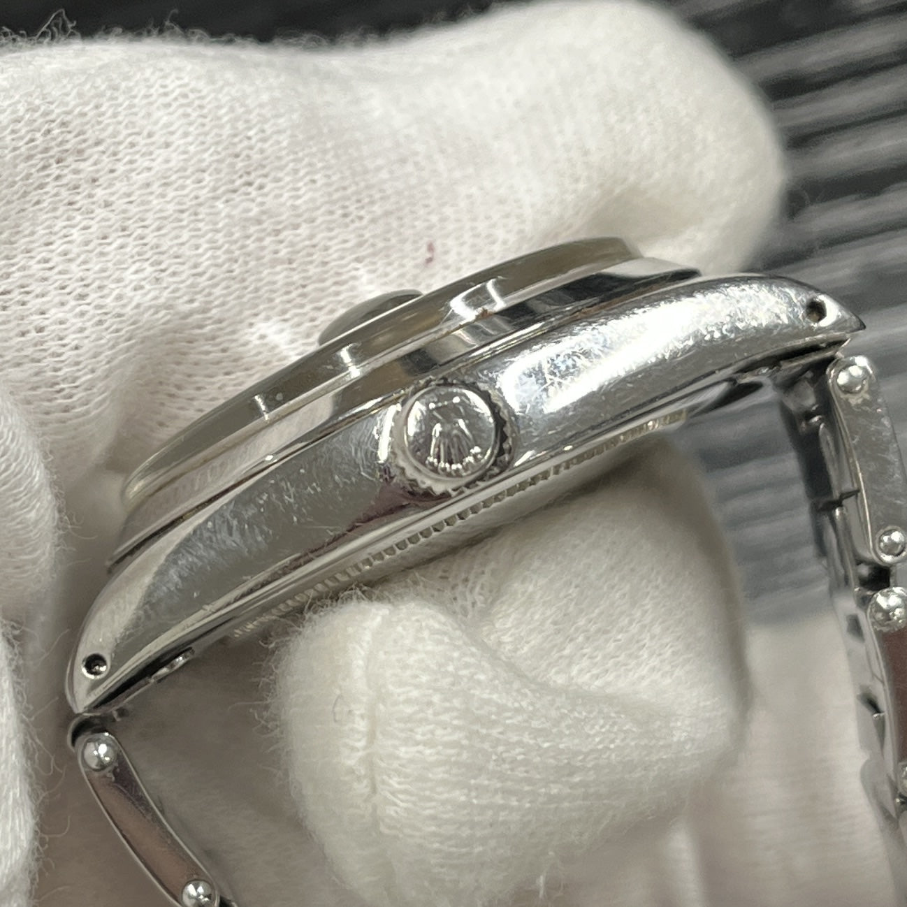 6694 Oyster Date Precision cal. 1225 31***** serial 2R-X01-01090