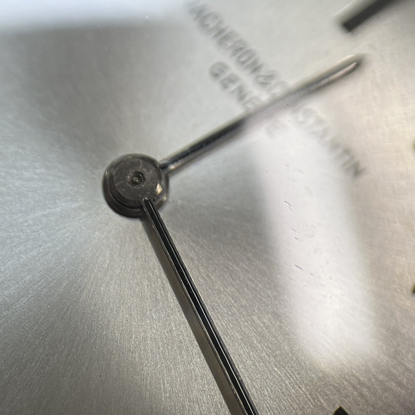 ROUND WG 2V-C33-00005