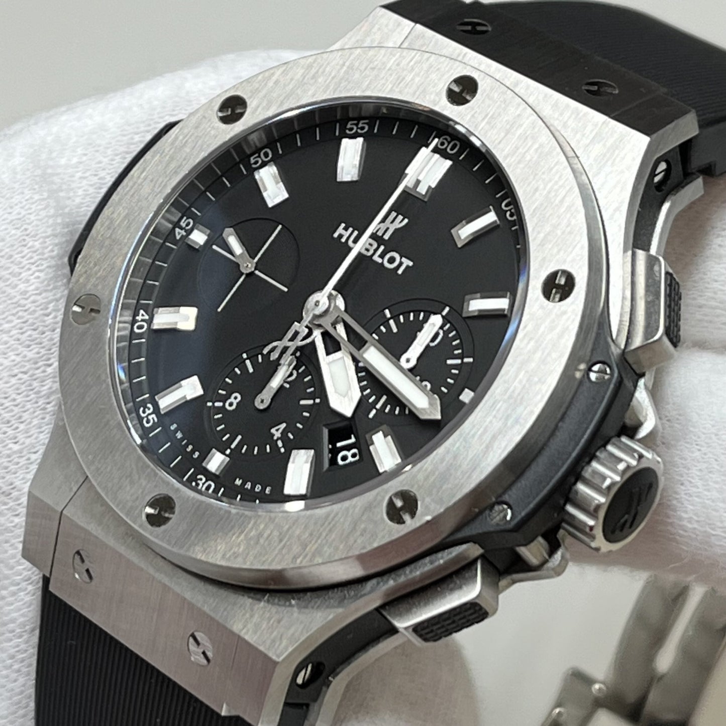 301.SX.1170.RX Big Bang Chronograph 2HUB01-00096