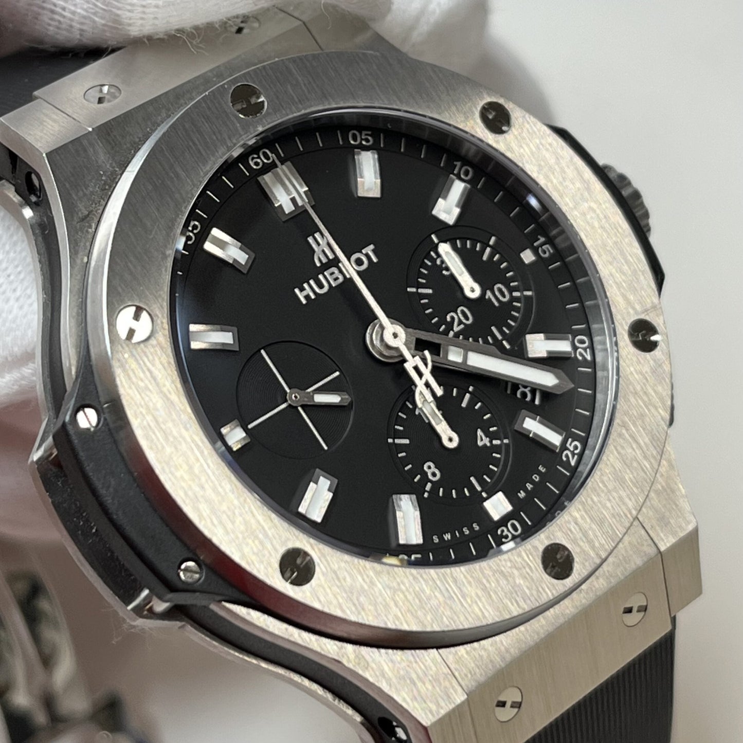 301.SX.1170.RX Big Bang Chronograph 2HUB01-00096