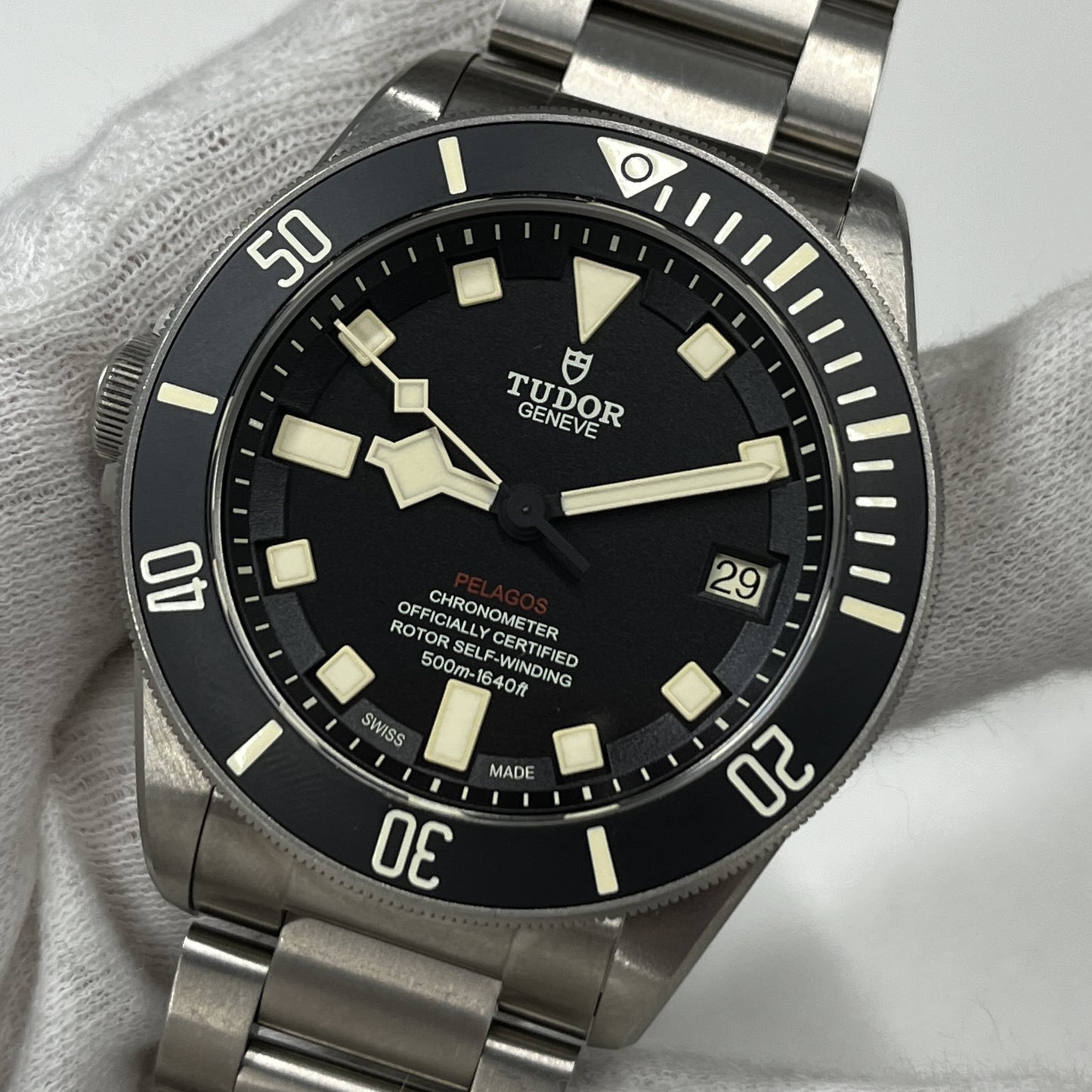25610TNL 25600TB Pelagos 2TUD01-00057