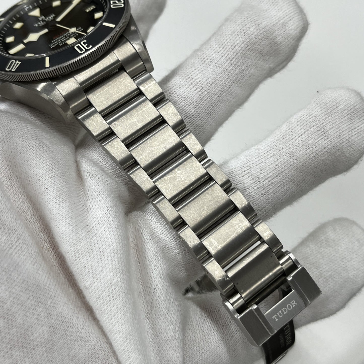 25610TNL 25600TB Pelagos 2TUD01-00057