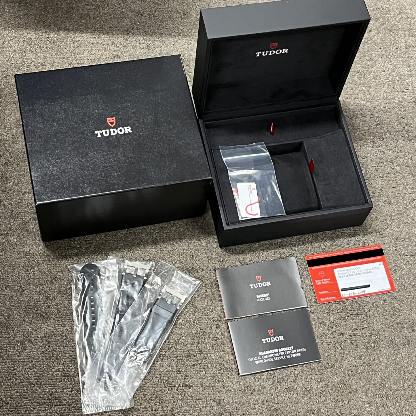 25610TNL 25600TB Pelagos 2TUD01-00057
