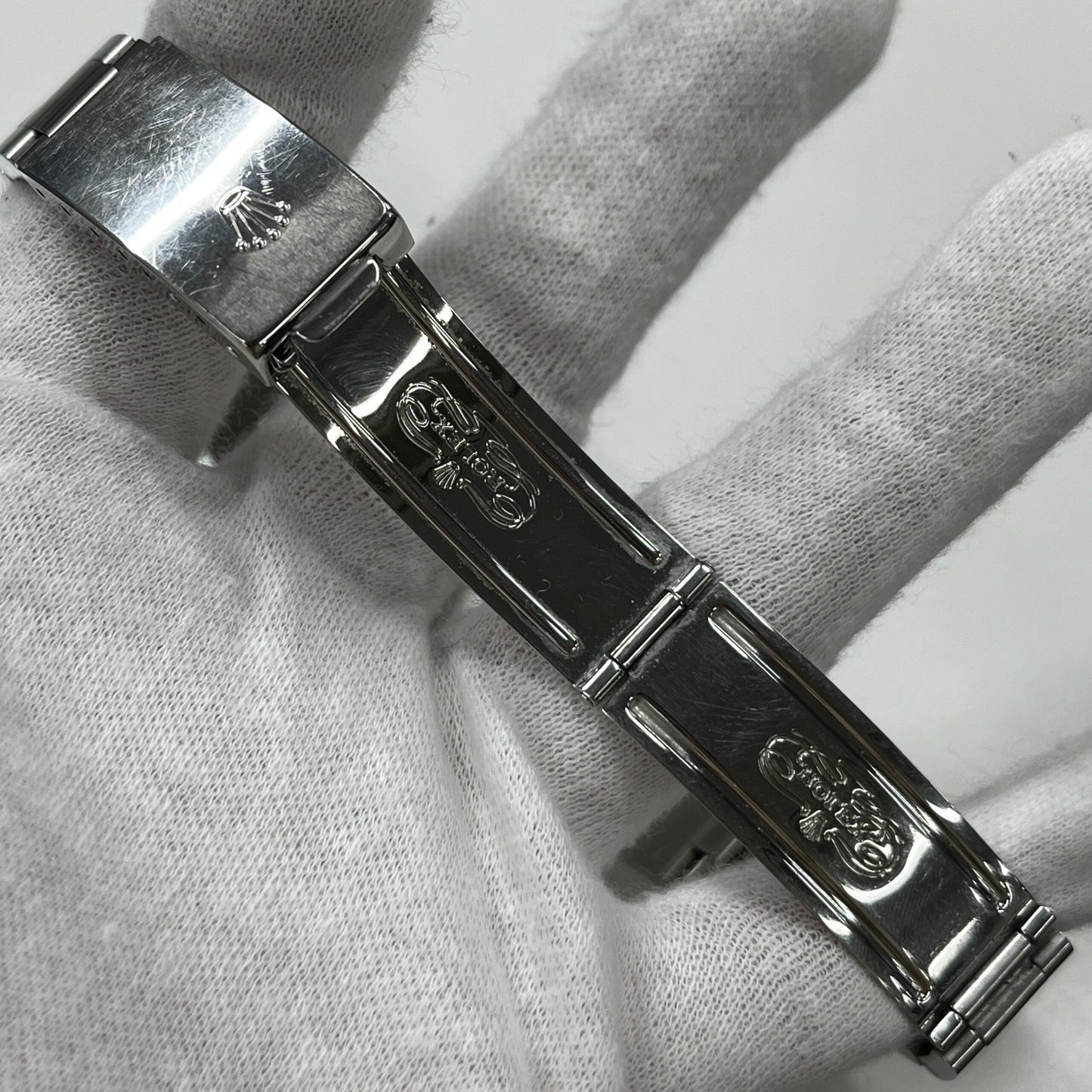 15210 Oyster perpetual Date F****** serial 2R-X33-00156