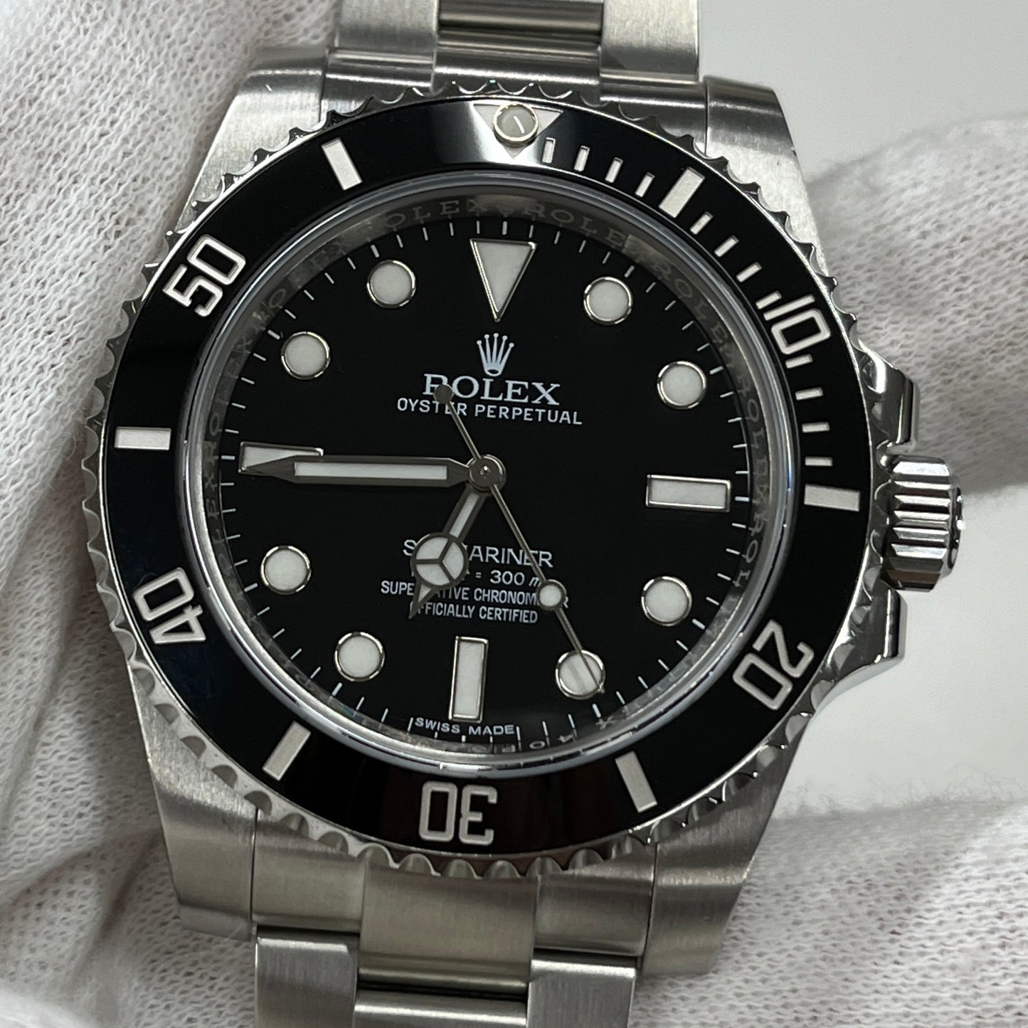 114060 Submariner Random Serial 2R-X33-00132