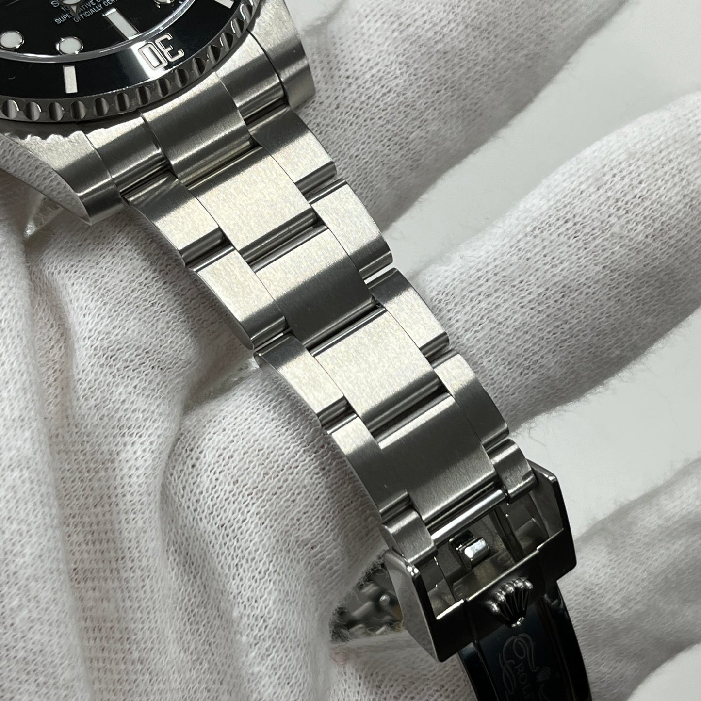 114060 Submariner Random Serial 2R-X33-00132