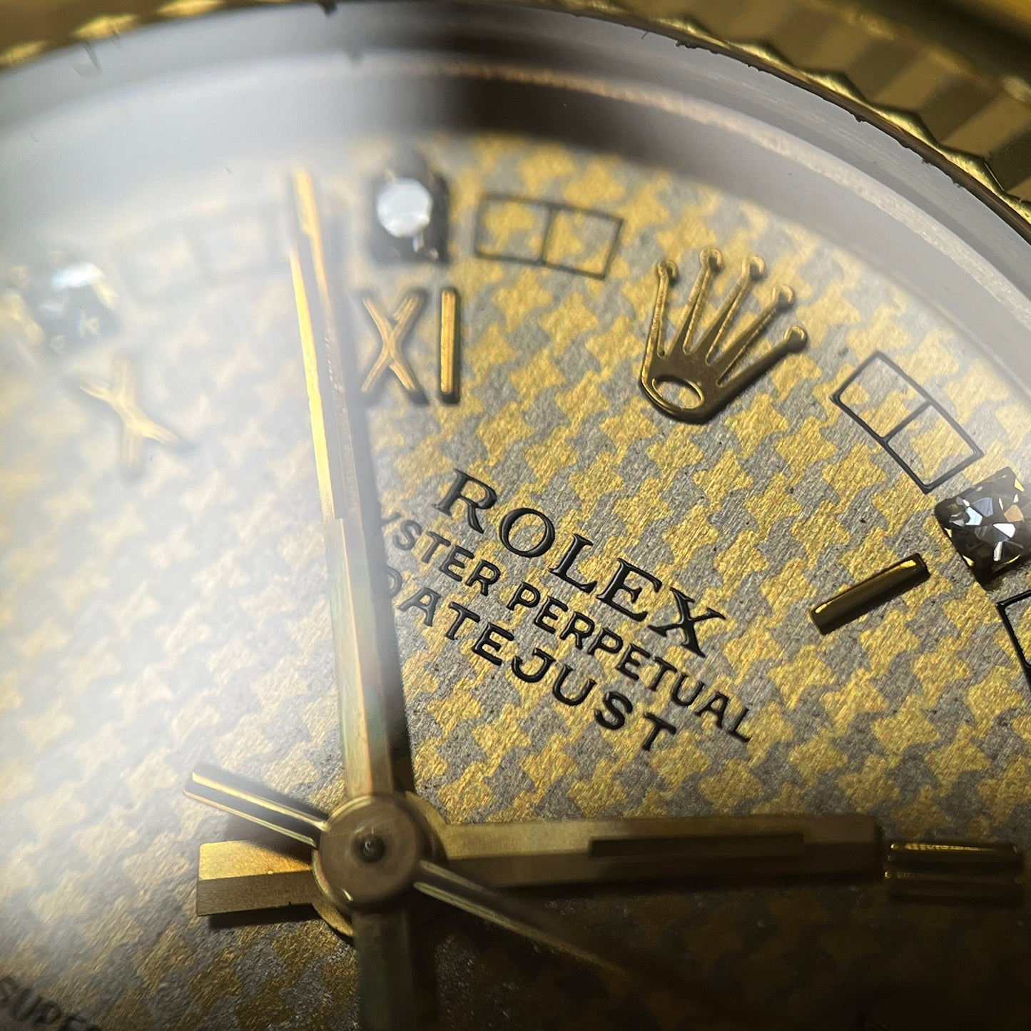 68278G Oyster Perpetual Datejust Hounds Tooth dial R serial 2R-X01-01249