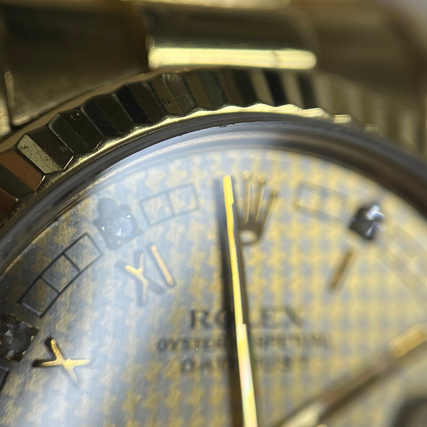 68278G Oyster Perpetual Datejust Hounds Tooth dial R serial 2R-X01-01249