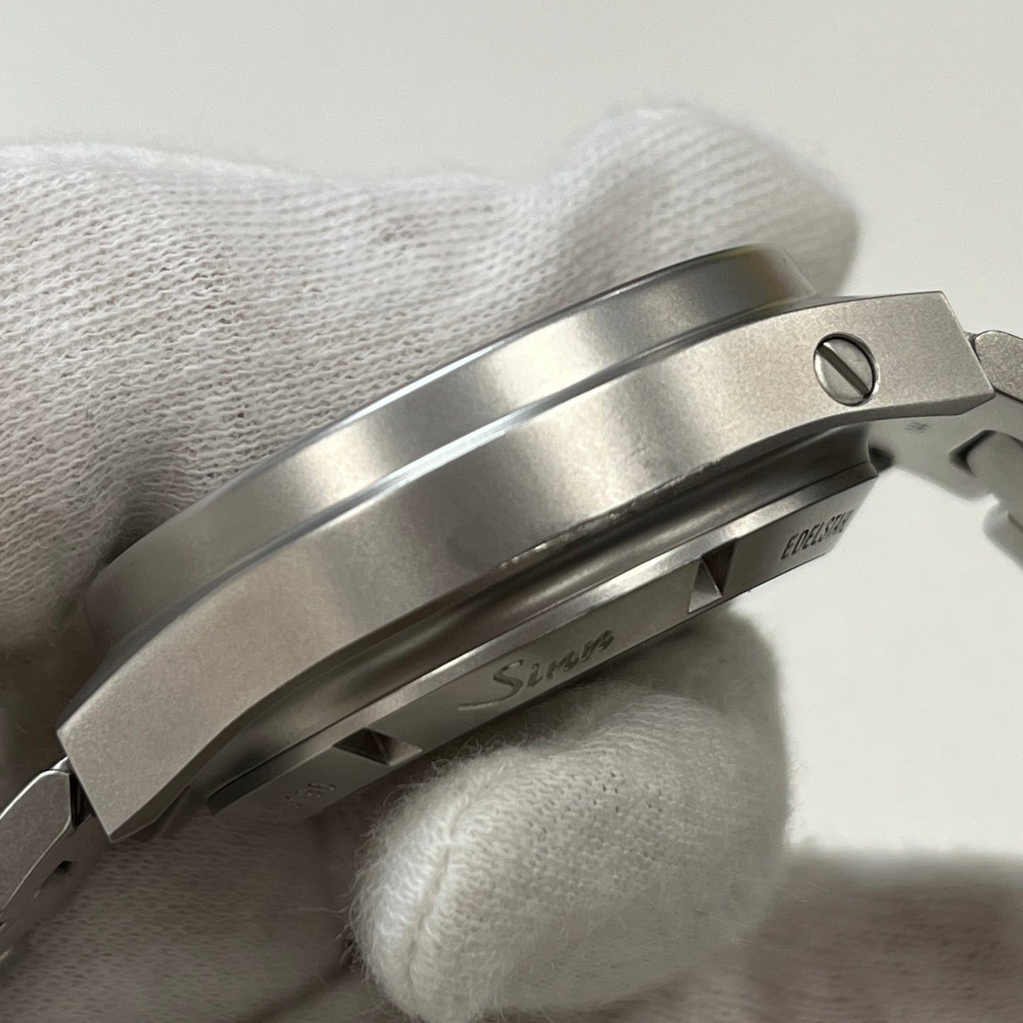 144.ST.SA Sports Chronograph 2SIN01-00016