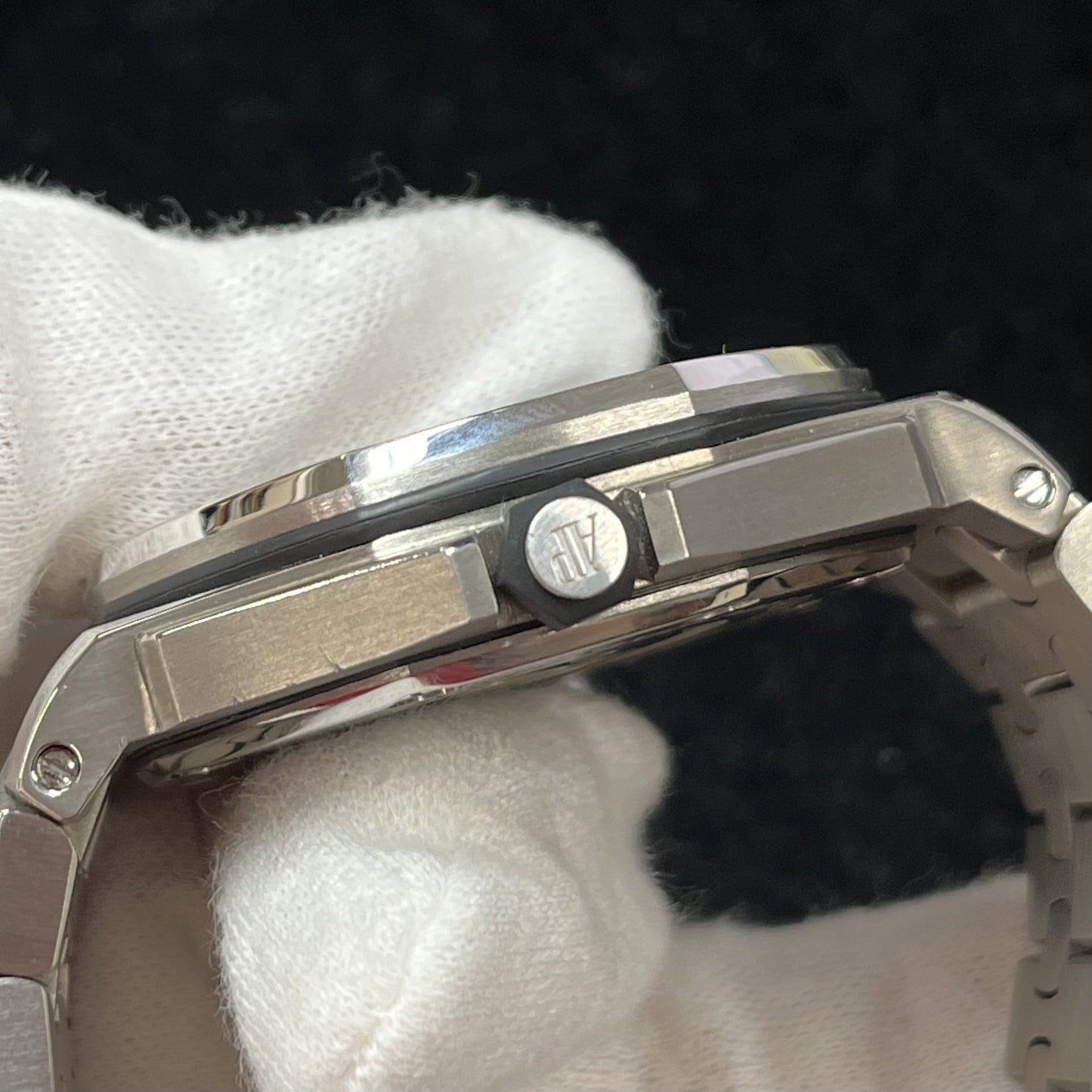 25995IP.OO.1000TI.01 Royal Oak Offshore 2003 Alinghi Limited 1000pcs 2A-P01-00033