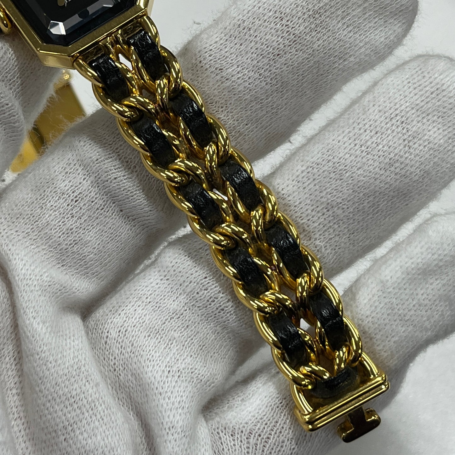 H0001/M Premiere M 2CHA33-00005