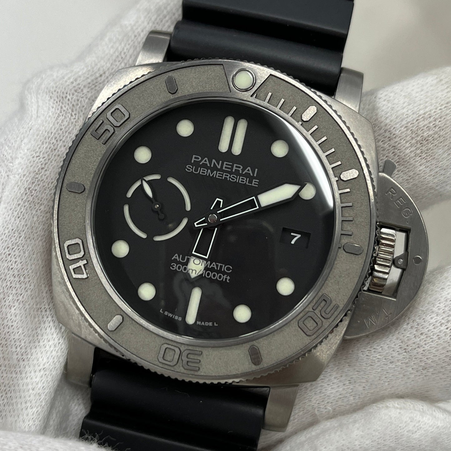 PAM00984 Submersible Mike Horn Edition 2PAN33-00066