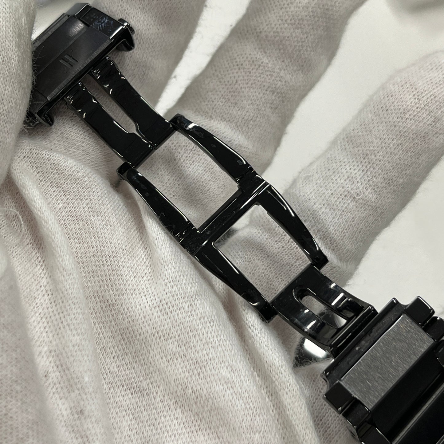 521.CM.1770.CM クラシック フュージョン ブラックマジック 2HUB01-00074