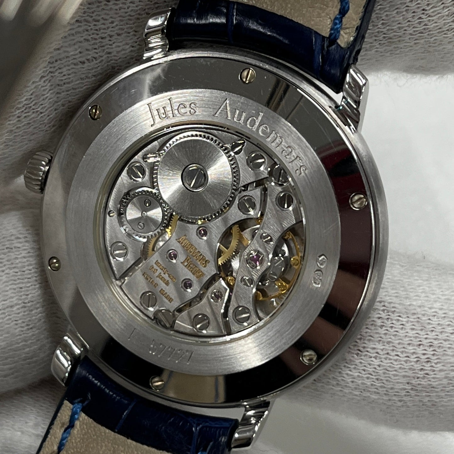 15056BC.00.D018CR.01 Jules Audemars 2A-P33-00005