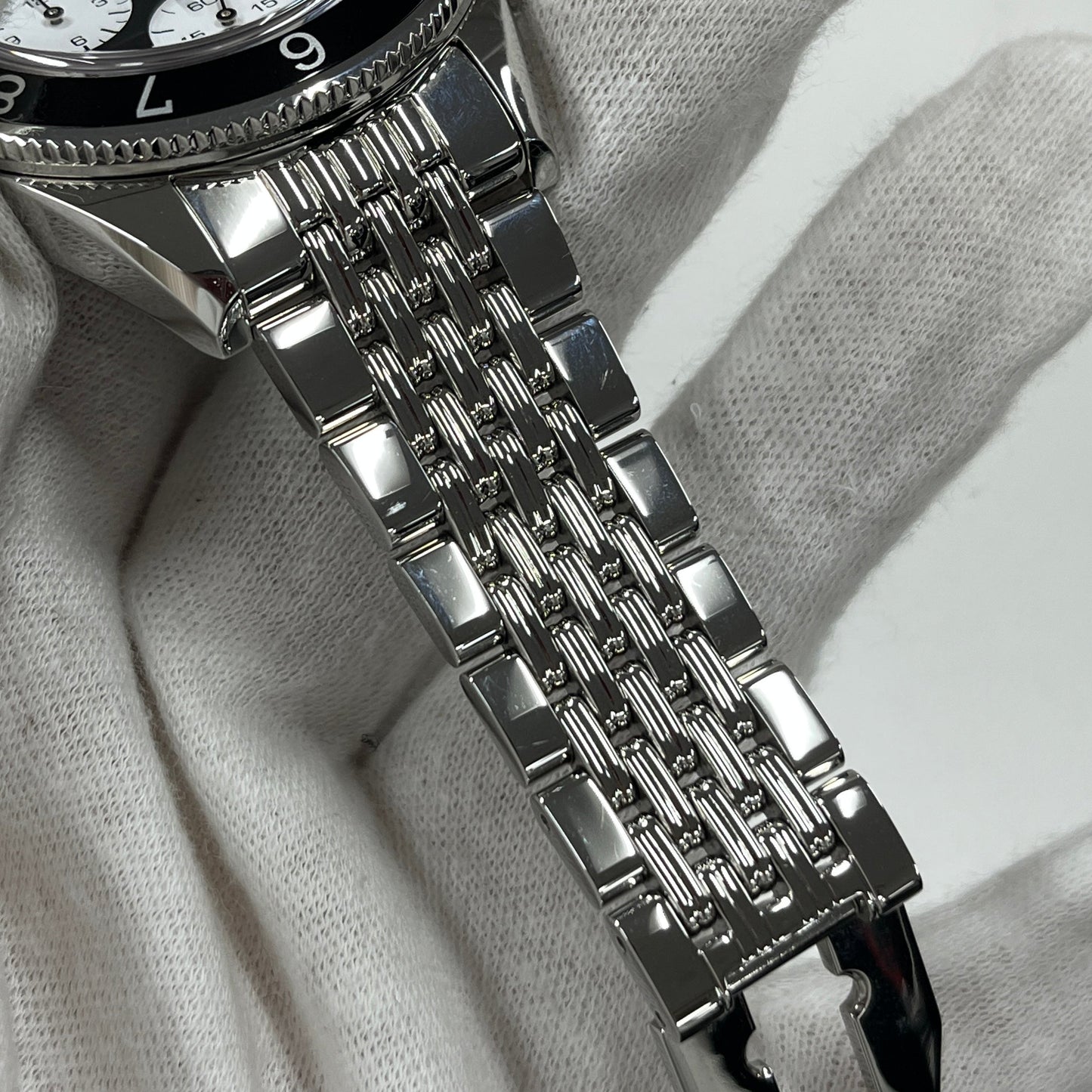 CBE2110-0 Heuer Heritage 2TAG01-00196