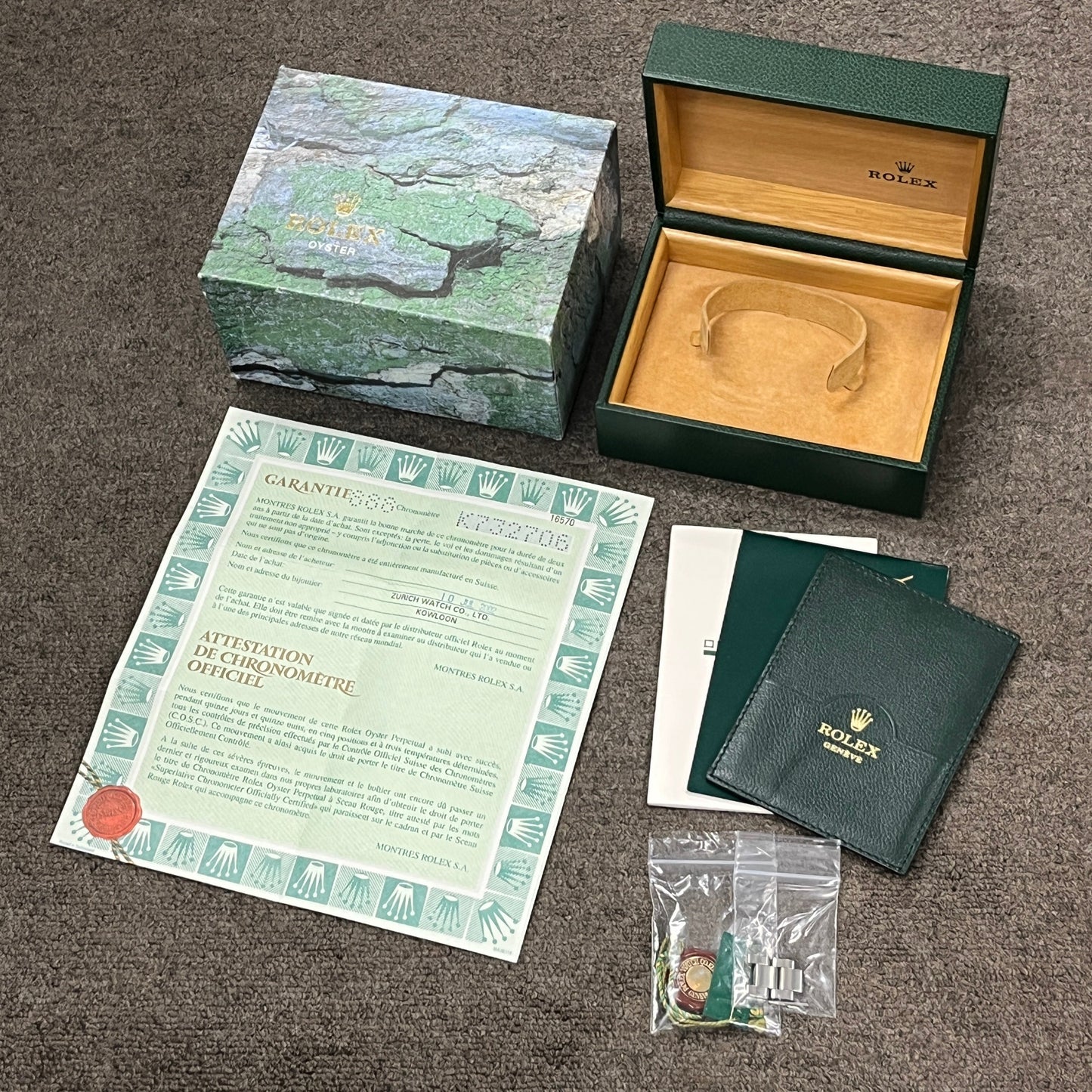 16570 Explorer II K serial 2R-X33-00166