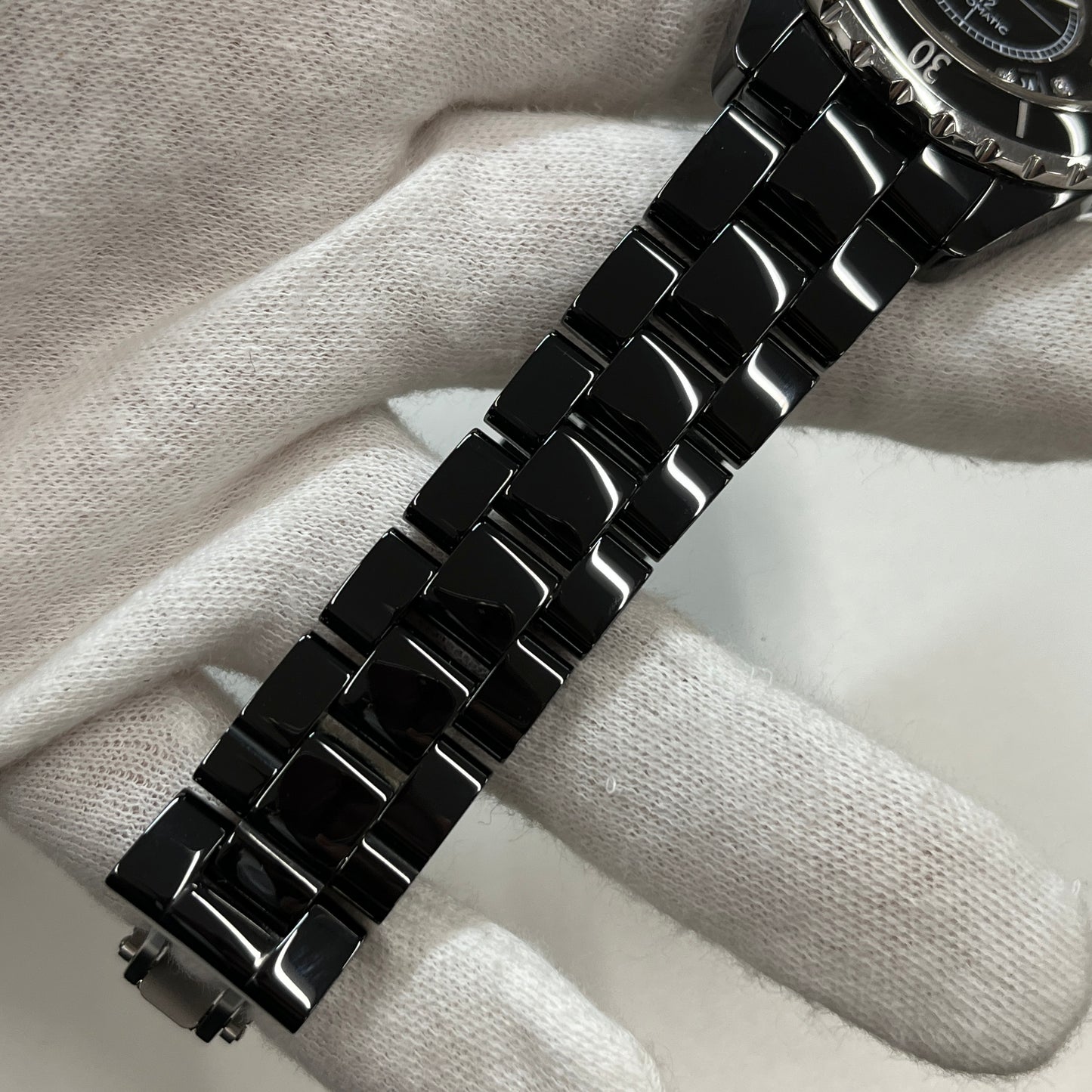 H1626 J12 Ceramic 2CHA33-00006