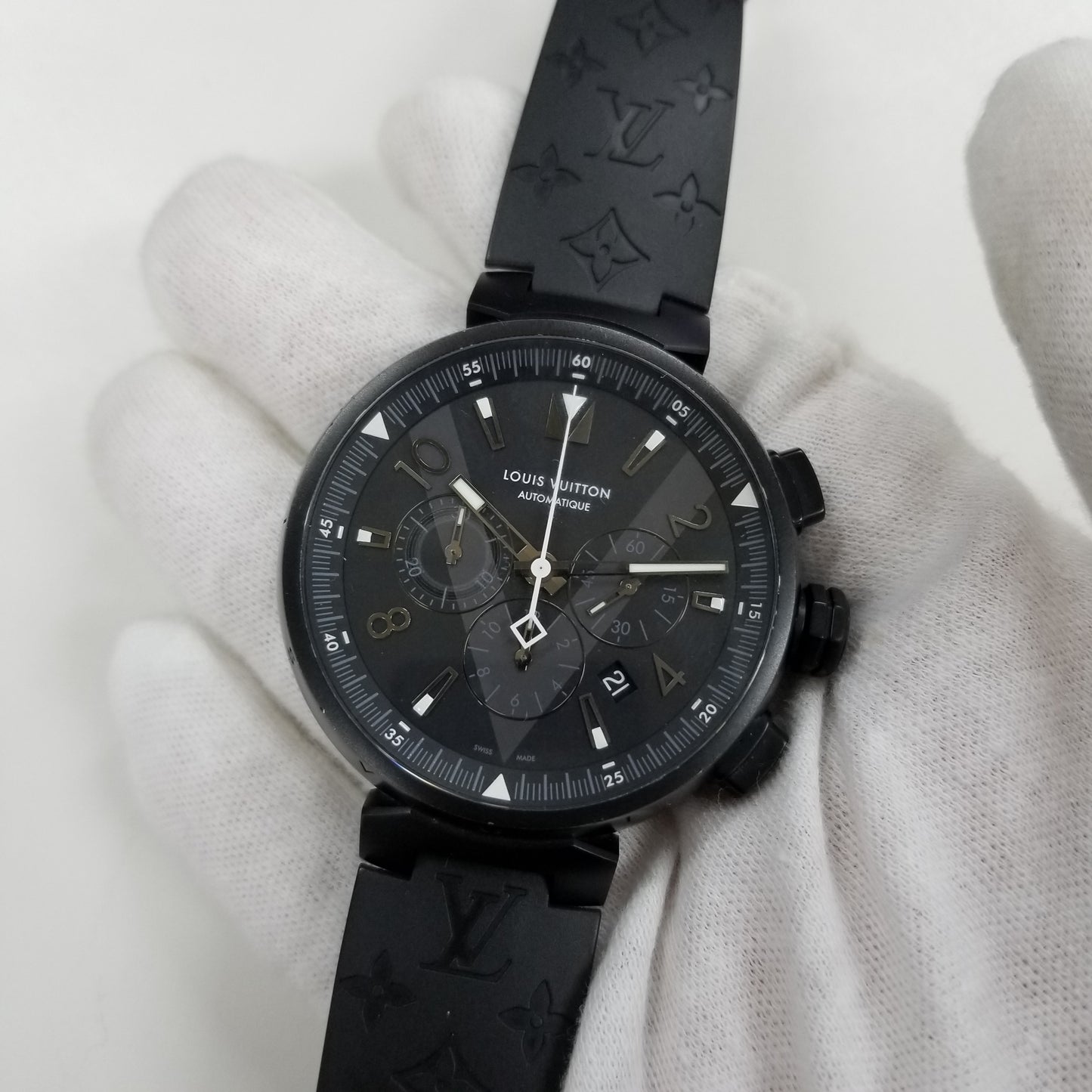 Q1A62Z  Tambour All Black Chronograph  2L-V01-00130